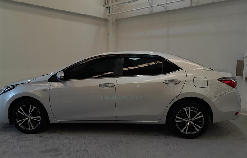 ขายรถเก๋งมือสอง toyota altis รถปี2018 รหัส 75099 รูปที่3