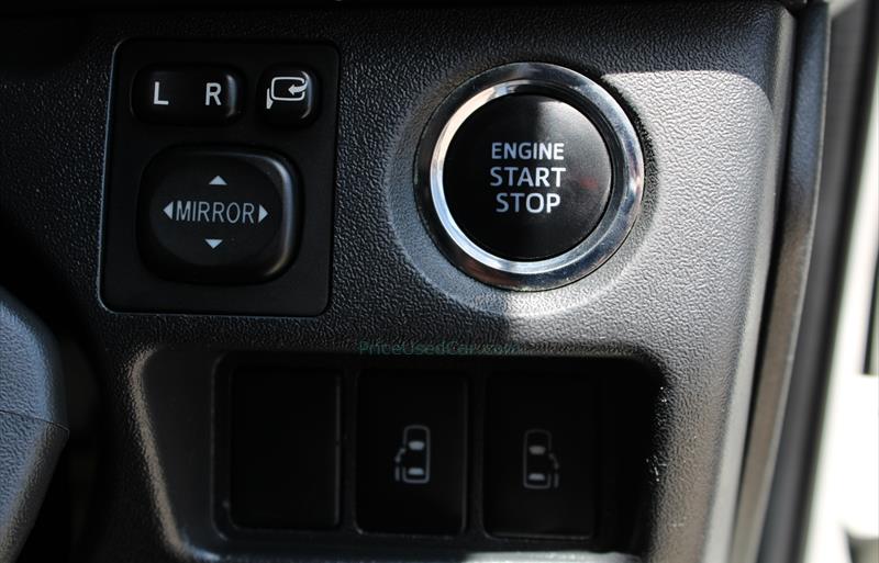 ขายรถตู้มือสอง-toyota-โตโยต้า-ventury-เวนจูรี่-รถปี2018-รหัส75115-5bdd5ecb.jpg ขายรถตู้มือสอง-toyota-โตโยต้า-ventury-เวนจูรี่-รถปี2018-รหัส75115-5bdd5ecb.jpg