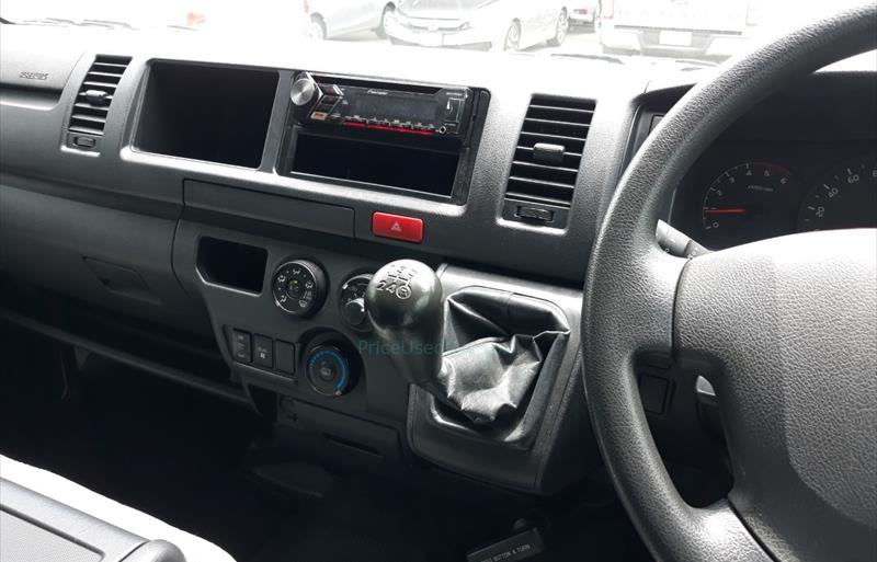 ขายรถตู้มือสอง-toyota-โตโยต้า-commuter-คอมมิวเตอร์-รถปี2018-รหัส75117-a498125c.jpg ขายรถตู้มือสอง-toyota-โตโยต้า-commuter-คอมมิวเตอร์-รถปี2018-รหัส75117-a498125c.jpg