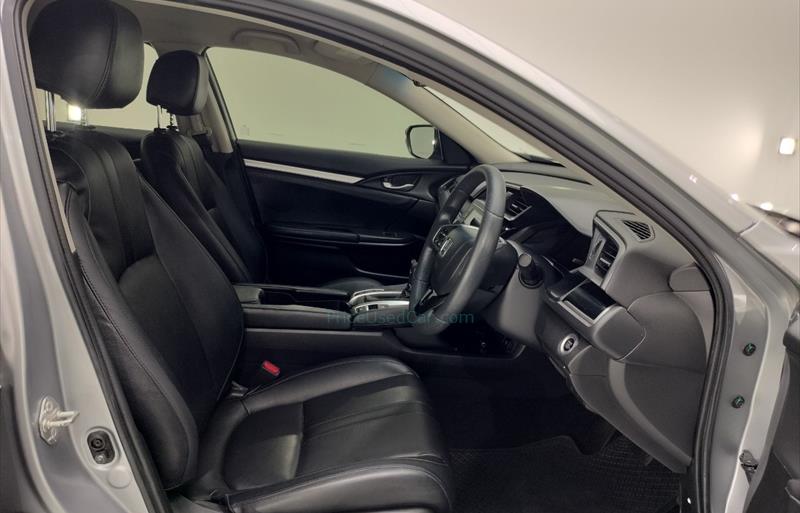 ขายรถเก๋งมือสอง-honda-ฮอนด้า-civic-ซีวิค-รถปี2020-รหัส75118-39884d47.jpg ขายรถเก๋งมือสอง-honda-ฮอนด้า-civic-ซีวิค-รถปี2020-รหัส75118-39884d47.jpg