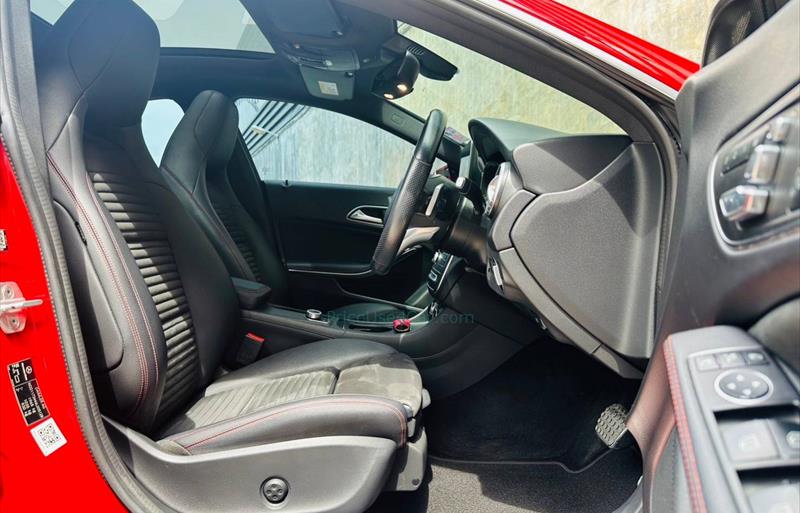 ขายรถเก๋งมือสอง-mercedes-benz-เมอร์เซเดสเบนซ์-cla250-amg-ซีแอลเอสองห้าศูนย์-เอเอ็มจี-รถปี2017-รหัส75125-5e334a3b.jpg ขายรถเก๋งมือสอง-mercedes-benz-เมอร์เซเดสเบนซ์-cla250-amg-ซีแอลเอสองห้าศูนย์-เอเอ็มจี-รถปี2017-รหัส75125-5e334a3b.jpg