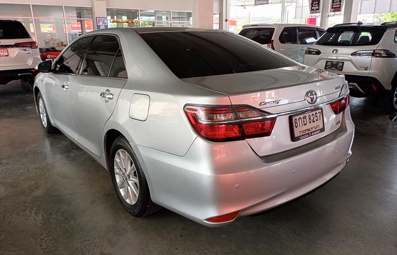 ขายรถเก๋งมือสอง-toyota-โตโยต้า-camry-คัมรี่-รถปี2017-รหัส75147-c216d38f.jpg ขายรถเก๋งมือสอง-toyota-โตโยต้า-camry-คัมรี่-รถปี2017-รหัส75147-c216d38f.jpg