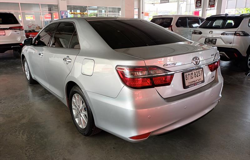 ขายรถเก๋งมือสอง toyota camry รถปี2017 รหัส 75147 รูปที่5