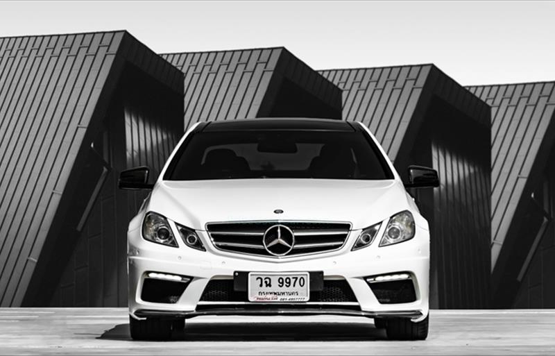 ขายรถเก๋งมือสอง-mercedes-benz-เมอร์เซเดสเบนซ์-e200-cgi-รถปี2013-รหัส75214-f8b1a1d7.jpg ขายรถเก๋งมือสอง-mercedes-benz-เมอร์เซเดสเบนซ์-e200-cgi-รถปี2013-รหัส75214-f8b1a1d7.jpg