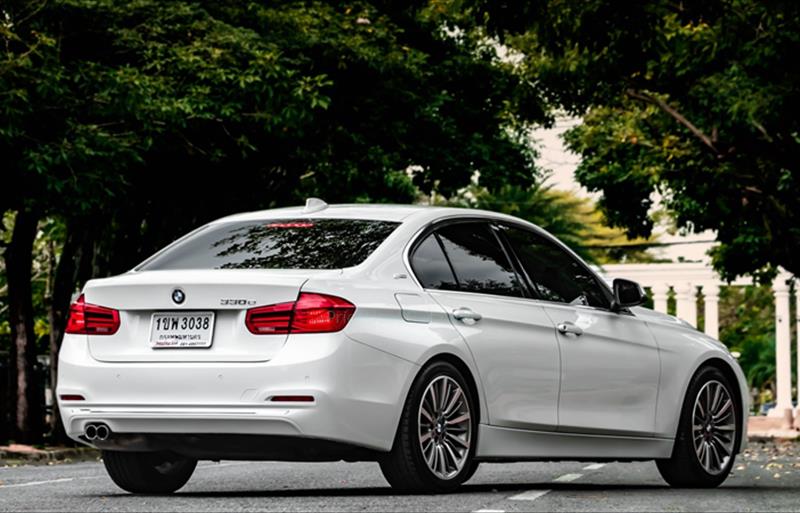 ขายรถเก๋งมือสอง bmw 330e รถปี2018 รหัส 75217 รูปที่6