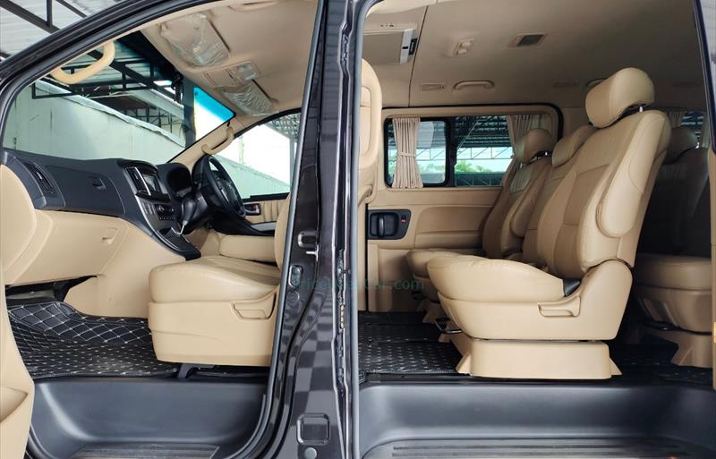ขายรถตู้มือสอง hyundai h-1 รถปี2017 รหัส 75233 รูปที่7 ขายรถตู้มือสอง hyundai h-1 รถปี2017 รหัส 75233 รูปที่7