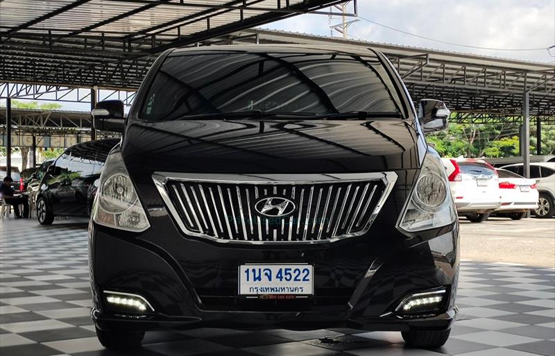 ขายรถตู้มือสอง hyundai h-1 รถปี2017 รหัส 75233 รูปที่2 ขายรถตู้มือสอง hyundai h-1 รถปี2017 รหัส 75233 รูปที่2