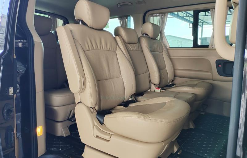 ขายรถตู้มือสอง hyundai h-1 รถปี2017 รหัส 75233 รูปที่9 ขายรถตู้มือสอง hyundai h-1 รถปี2017 รหัส 75233 รูปที่9