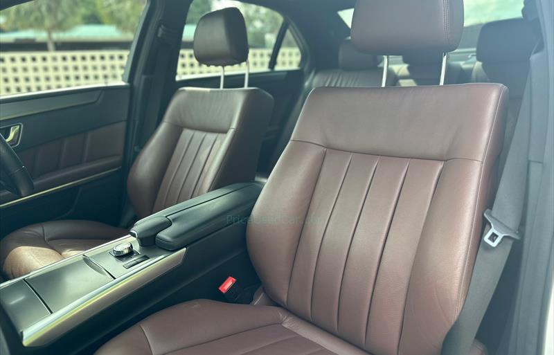 ขายรถเก๋งมือสอง-mercedes-benz-เมอร์เซเดสเบนซ์-e200-อีสองศูนย์ศูนย์-รถปี2014-รหัส75250-6540432e.jpg ขายรถเก๋งมือสอง-mercedes-benz-เมอร์เซเดสเบนซ์-e200-อีสองศูนย์ศูนย์-รถปี2014-รหัส75250-6540432e.jpg