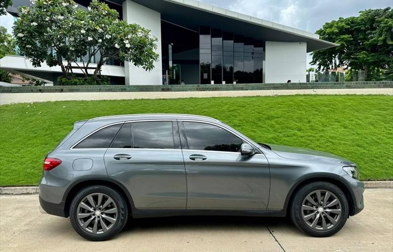 ขายรถเก๋งมือสอง-mercedes-benz-เมอร์เซเดสเบนซ์-glc250-จีแอลซีสองห้าศูนย์-รถปี2016-รหัส75256-94827834.jpg ขายรถเก๋งมือสอง-mercedes-benz-เมอร์เซเดสเบนซ์-glc250-จีแอลซีสองห้าศูนย์-รถปี2016-รหัส75256-94827834.jpg