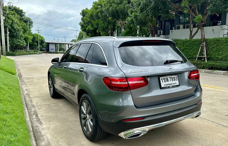 ขายรถเก๋งมือสอง-mercedes-benz-เมอร์เซเดสเบนซ์-glc250-จีแอลซีสองห้าศูนย์-รถปี2016-รหัส75256-9f9a2951.jpg ขายรถเก๋งมือสอง-mercedes-benz-เมอร์เซเดสเบนซ์-glc250-จีแอลซีสองห้าศูนย์-รถปี2016-รหัส75256-9f9a2951.jpg