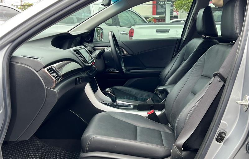 ขายรถเก๋งมือสอง-honda-ฮอนด้า-accord-แอคคอร์ด-รถปี2018-รหัส75265-468f5992.jpg ขายรถเก๋งมือสอง-honda-ฮอนด้า-accord-แอคคอร์ด-รถปี2018-รหัส75265-468f5992.jpg