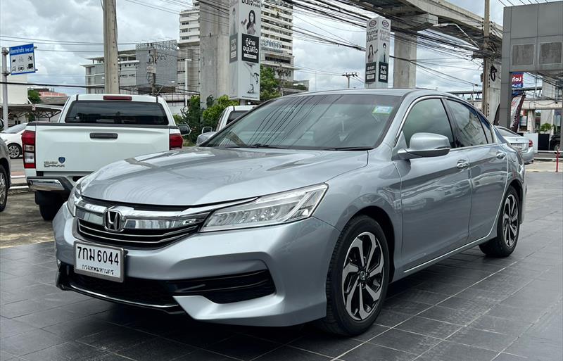 รถเก๋งมือสอง HONDA ACCORD รถปี 2018