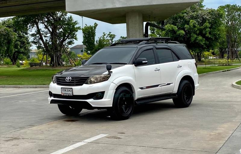 รถ SUV มือสอง  TOYOTA FORTUNER 3.0 V 4WD รถปี2012