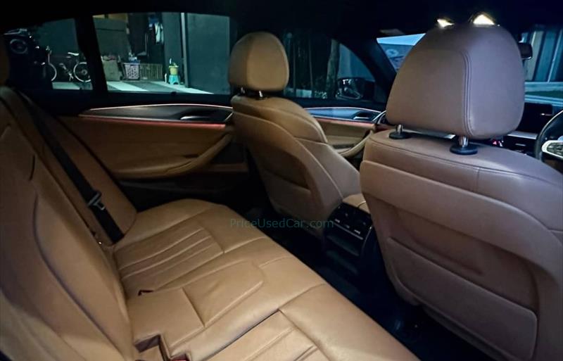 ขายรถเก๋งมือสอง-bmw-บีเอ็มดับบลิว-530i-รถปี2017-รหัส75290-cfb3e291.jpg ขายรถเก๋งมือสอง-bmw-บีเอ็มดับบลิว-530i-รถปี2017-รหัส75290-cfb3e291.jpg
