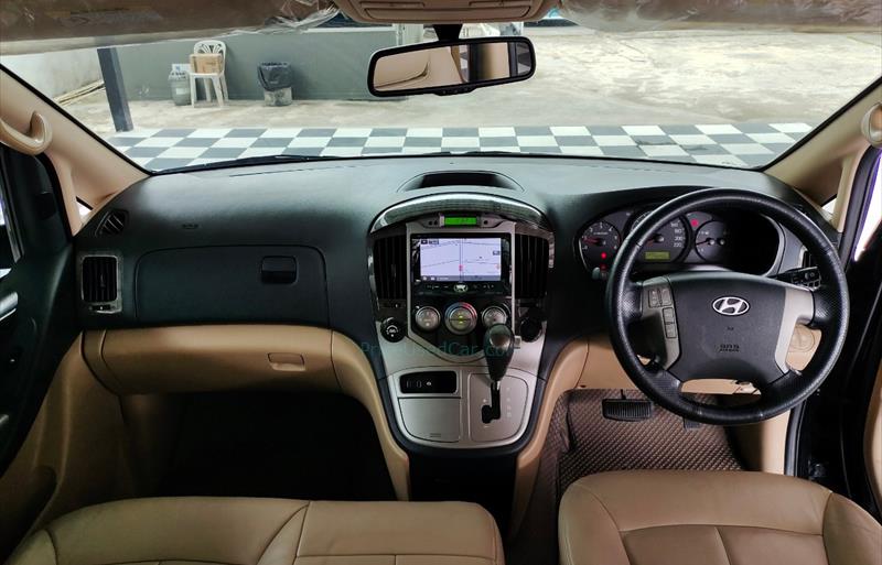 ขายรถตู้มือสอง hyundai h-1 รถปี2014 รหัส 75299 รูปที่6 ขายรถตู้มือสอง hyundai h-1 รถปี2014 รหัส 75299 รูปที่6