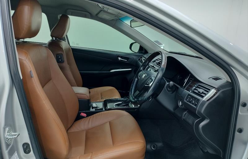 ขายรถเก๋งมือสอง-toyota-โตโยต้า-camry-คัมรี่-รถปี2018-รหัส75301-956a27ae.jpg ขายรถเก๋งมือสอง-toyota-โตโยต้า-camry-คัมรี่-รถปี2018-รหัส75301-956a27ae.jpg