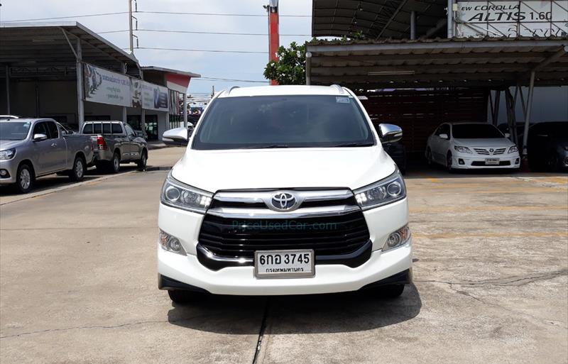 รถตู้มือสอง TOYOTA INNOVA รถปี 2017