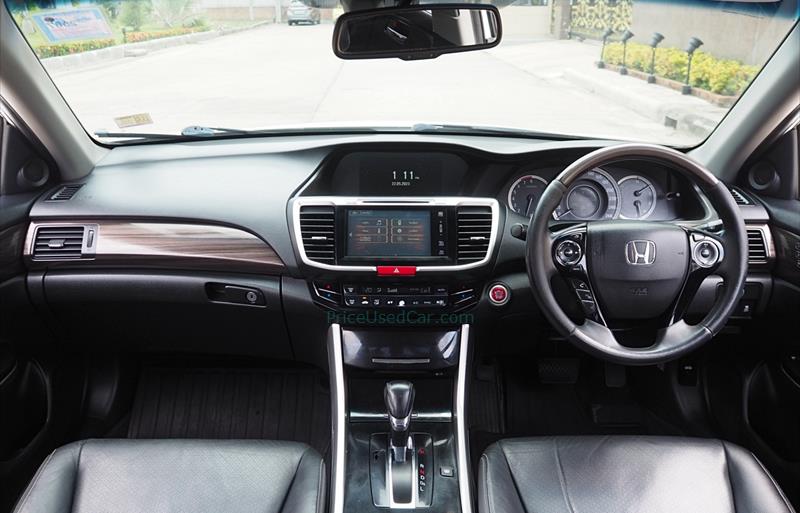 ขายรถเก๋งมือสอง-honda-ฮอนด้า-accord-แอคคอร์ด-รถปี2016-รหัส75340-e89f2e98.jpg ขายรถเก๋งมือสอง-honda-ฮอนด้า-accord-แอคคอร์ด-รถปี2016-รหัส75340-e89f2e98.jpg