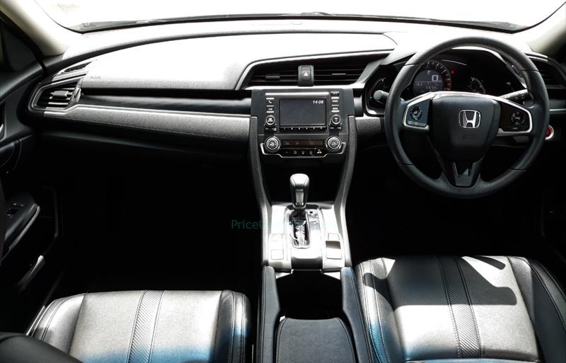 ขายรถเก๋งมือสอง-honda-ฮอนด้า-civic-ซีวิค-รถปี2020-รหัส75365-6a4679c1.jpg ขายรถเก๋งมือสอง-honda-ฮอนด้า-civic-ซีวิค-รถปี2020-รหัส75365-6a4679c1.jpg