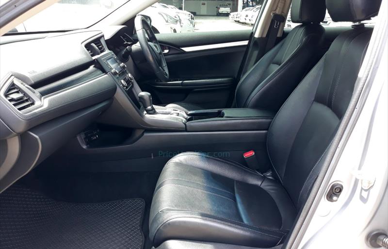 ขายรถเก๋งมือสอง-honda-ฮอนด้า-civic-ซีวิค-รถปี2020-รหัส75365-cef8c12b.jpg ขายรถเก๋งมือสอง-honda-ฮอนด้า-civic-ซีวิค-รถปี2020-รหัส75365-cef8c12b.jpg