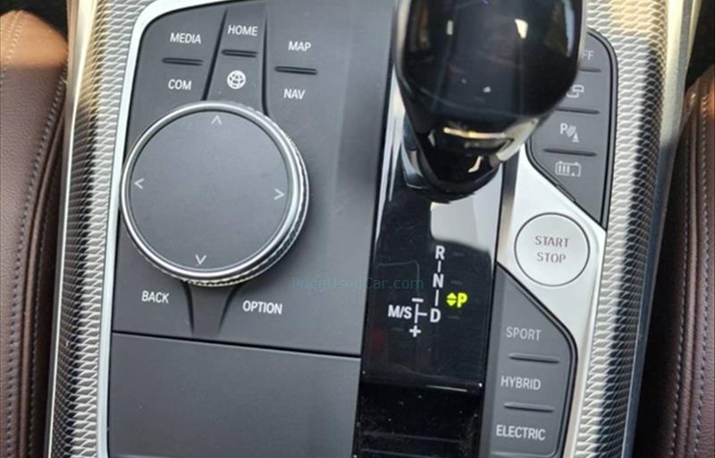 ขายรถเก๋งมือสอง-bmw-บีเอ็มดับบลิว-330e-รถปี2020-รหัส75386-95fe6851.jpg ขายรถเก๋งมือสอง-bmw-บีเอ็มดับบลิว-330e-รถปี2020-รหัส75386-95fe6851.jpg
