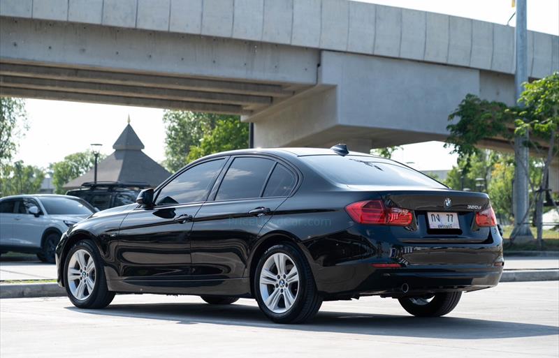 ขายรถเก๋งมือสอง-bmw-บีเอ็มดับบลิว-320d-สามสองศูนย์ดี-รถปี2014-รหัส75393-b761fcc1.jpg ขายรถเก๋งมือสอง-bmw-บีเอ็มดับบลิว-320d-สามสองศูนย์ดี-รถปี2014-รหัส75393-b761fcc1.jpg