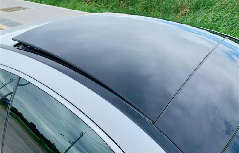 ขายรถเก๋งมือสอง-mercedes-benz-เมอร์เซเดสเบนซ์-e300-อีสามศูนย์ศูนย์-รถปี2018-รหัส75425-12ebab20.jpg ขายรถเก๋งมือสอง-mercedes-benz-เมอร์เซเดสเบนซ์-e300-อีสามศูนย์ศูนย์-รถปี2018-รหัส75425-12ebab20.jpg