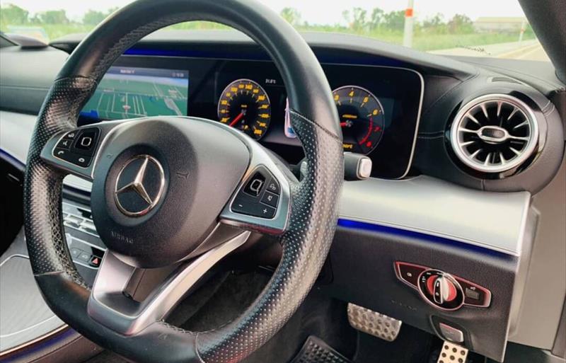 ขายรถเก๋งมือสอง-mercedes-benz-เมอร์เซเดสเบนซ์-e300-อีสามศูนย์ศูนย์-รถปี2018-รหัส75425-2d112a66.jpg ขายรถเก๋งมือสอง-mercedes-benz-เมอร์เซเดสเบนซ์-e300-อีสามศูนย์ศูนย์-รถปี2018-รหัส75425-2d112a66.jpg