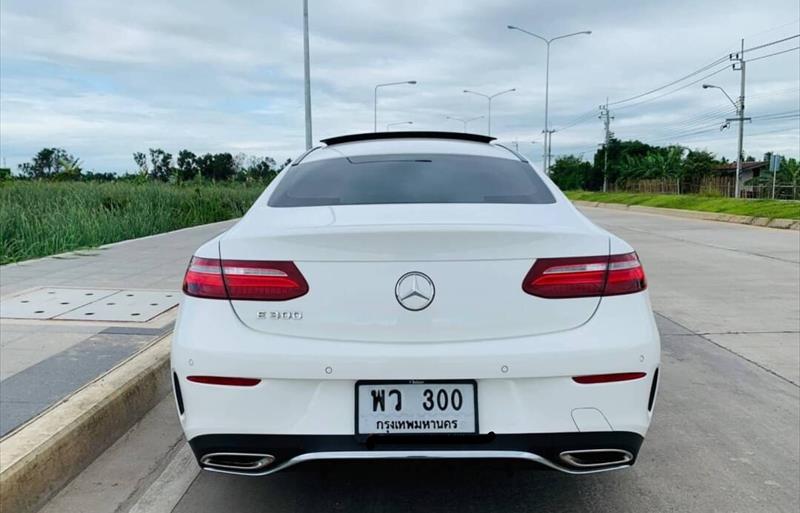 ขายรถเก๋งมือสอง-mercedes-benz-เมอร์เซเดสเบนซ์-e300-อีสามศูนย์ศูนย์-รถปี2018-รหัส75425-eea59072.jpg ขายรถเก๋งมือสอง-mercedes-benz-เมอร์เซเดสเบนซ์-e300-อีสามศูนย์ศูนย์-รถปี2018-รหัส75425-eea59072.jpg