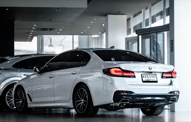 ขายรถเก๋งมือสอง-bmw-บีเอ็มดับบลิว-520d-ห้าสองศูนย์ดี-รถปี2023-รหัส75431-5a4078c3.jpg ขายรถเก๋งมือสอง-bmw-บีเอ็มดับบลิว-520d-ห้าสองศูนย์ดี-รถปี2023-รหัส75431-5a4078c3.jpg