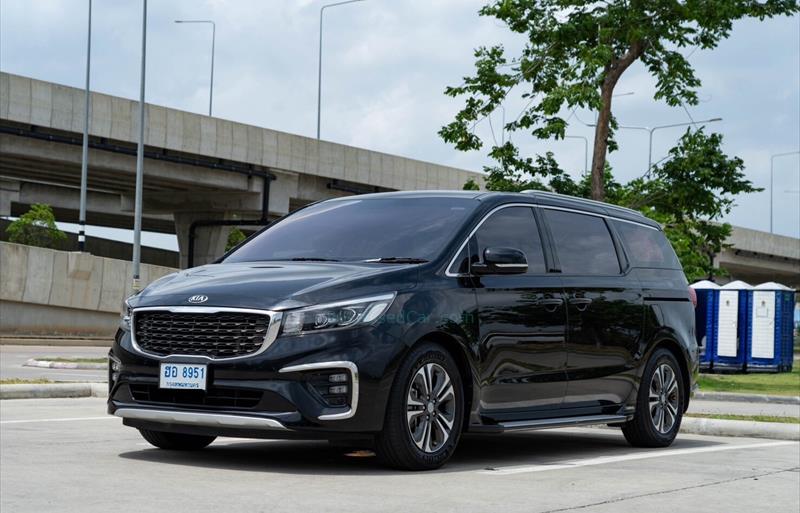 รถตู้มือสอง KIA GRAND CARNIVAL รถปี 2019