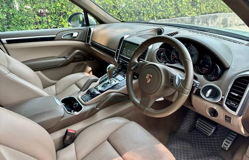 ขายรถ-suv-มือสอง-porsche-ปอร์เช่-cayenne-รถปี2012-รหัส75448-371e97a7.jpg ขายรถ-suv-มือสอง-porsche-ปอร์เช่-cayenne-รถปี2012-รหัส75448-371e97a7.jpg