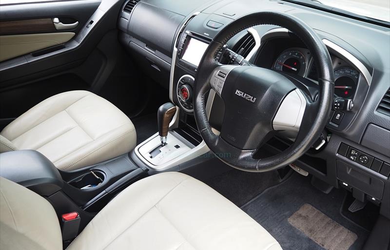 ขายรถ-suv-มือสอง-isuzu-อีซูซุ-mu-x-มิวเอ็กซ์-รถปี2014-รหัส75453-db4e24a7.jpg ขายรถ-suv-มือสอง-isuzu-อีซูซุ-mu-x-มิวเอ็กซ์-รถปี2014-รหัส75453-db4e24a7.jpg