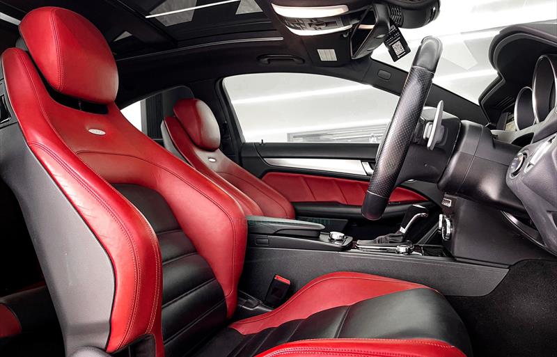 ขายรถเก๋งมือสอง-mercedes-benz-เมอร์เซเดสเบนซ์-c63-amg-รถปี2013-รหัส75479-11b7a68e.jpg ขายรถเก๋งมือสอง-mercedes-benz-เมอร์เซเดสเบนซ์-c63-amg-รถปี2013-รหัส75479-11b7a68e.jpg