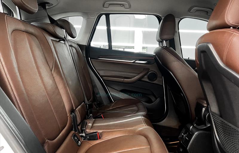 ขายรถ-suv-มือสอง-bmw-บีเอ็มดับบลิว-x1-เอ็กซ์1-รถปี2016-รหัส75484-88d7865a.jpg ขายรถ-suv-มือสอง-bmw-บีเอ็มดับบลิว-x1-เอ็กซ์1-รถปี2016-รหัส75484-88d7865a.jpg