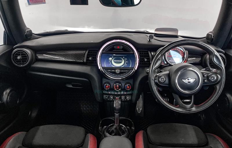 ขายรถเก๋งมือสอง-mini-มินิ-cooper-คูเปอร์-รถปี2017-รหัส75486-304befc1.jpg ขายรถเก๋งมือสอง-mini-มินิ-cooper-คูเปอร์-รถปี2017-รหัส75486-304befc1.jpg