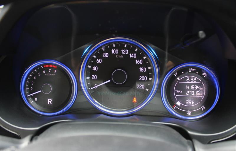 ขายรถเก๋งมือสอง-honda-ฮอนด้า-city-ซิตี้-รถปี2015-รหัส75488-229091d6.jpg ขายรถเก๋งมือสอง-honda-ฮอนด้า-city-ซิตี้-รถปี2015-รหัส75488-229091d6.jpg
