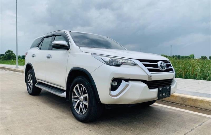 ขายรถ-suv-มือสอง-toyota-โตโยต้า-fortuner-ฟอร์จูนเนอร์-รถปี2017-รหัส75569-30e31c45.jpg ขายรถ-suv-มือสอง-toyota-โตโยต้า-fortuner-ฟอร์จูนเนอร์-รถปี2017-รหัส75569-30e31c45.jpg