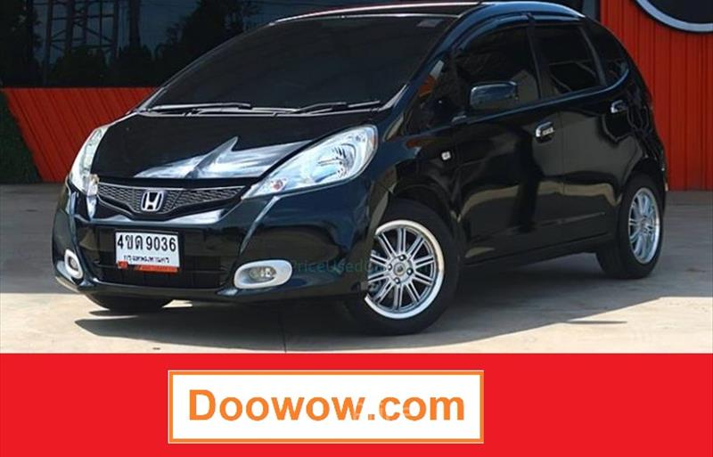 รถเก๋งมือสอง HONDA JAZZ รถปี 2012