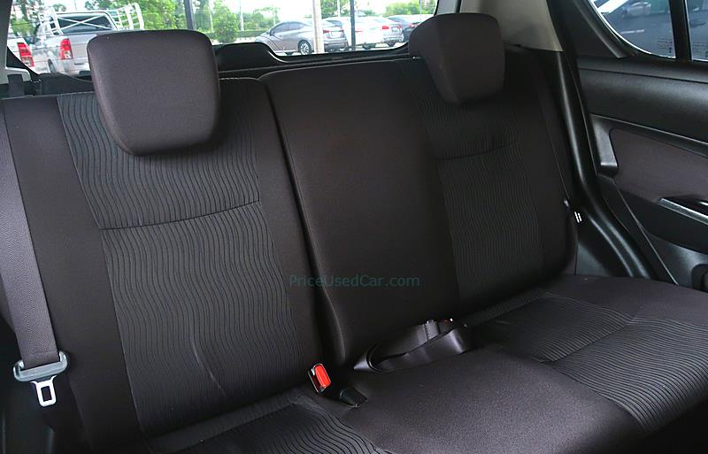 ขายรถเก๋งมือสอง-suzuki-ซูซูกิ-swift-สวิฟ-รถปี2013-รหัส75619-50c019d5.jpg ขายรถเก๋งมือสอง-suzuki-ซูซูกิ-swift-สวิฟ-รถปี2013-รหัส75619-50c019d5.jpg