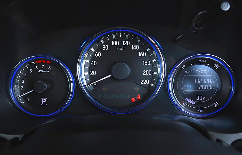 ขายรถเก๋งมือสอง-honda-ฮอนด้า-city-ซิตี้-รถปี2015-รหัส75620-b253d9a0.jpg ขายรถเก๋งมือสอง-honda-ฮอนด้า-city-ซิตี้-รถปี2015-รหัส75620-b253d9a0.jpg