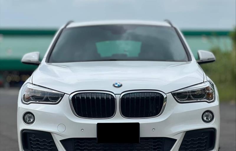 ขายรถ-suv-มือสอง-bmw-บีเอ็มดับบลิว-x1-เอ็กซ์1-รถปี2019-รหัส75622-810b6ae3.jpg ขายรถ-suv-มือสอง-bmw-บีเอ็มดับบลิว-x1-เอ็กซ์1-รถปี2019-รหัส75622-810b6ae3.jpg