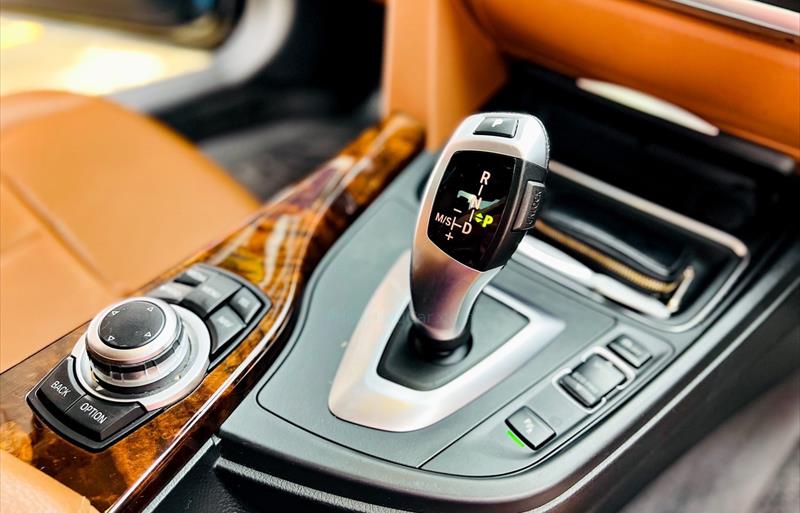 ขายรถเก๋งมือสอง-bmw-บีเอ็มดับบลิว-320d-สามสองศูนย์ดี-รถปี2012-รหัส75624-4b2a99da.jpg ขายรถเก๋งมือสอง-bmw-บีเอ็มดับบลิว-320d-สามสองศูนย์ดี-รถปี2012-รหัส75624-4b2a99da.jpg