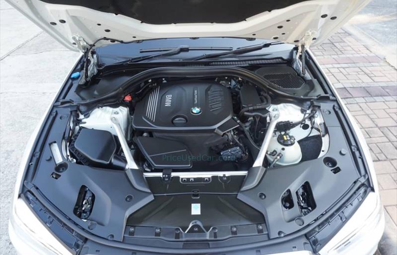 ขายรถเก๋งมือสอง bmw 520d รถปี2018 รหัส 75641 รูปที่12 ขายรถเก๋งมือสอง bmw 520d รถปี2018 รหัส 75641 รูปที่12