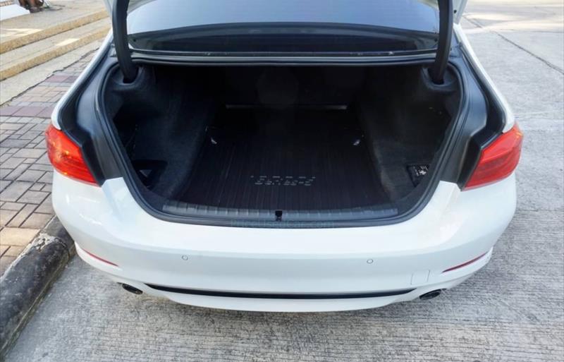ขายรถเก๋งมือสอง bmw 520d รถปี2018 รหัส 75641 รูปที่10 ขายรถเก๋งมือสอง bmw 520d รถปี2018 รหัส 75641 รูปที่10