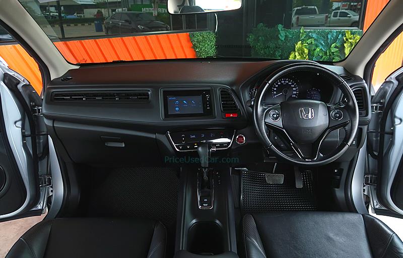 ขายรถ-suv-มือสอง-honda-ฮอนด้า-hr-v-เอชอาร์วี-รถปี2017-รหัส75646-a66676d0.jpg ขายรถ-suv-มือสอง-honda-ฮอนด้า-hr-v-เอชอาร์วี-รถปี2017-รหัส75646-a66676d0.jpg