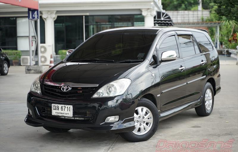 รถตู้มือสอง TOYOTA INNOVA รถปี 2009