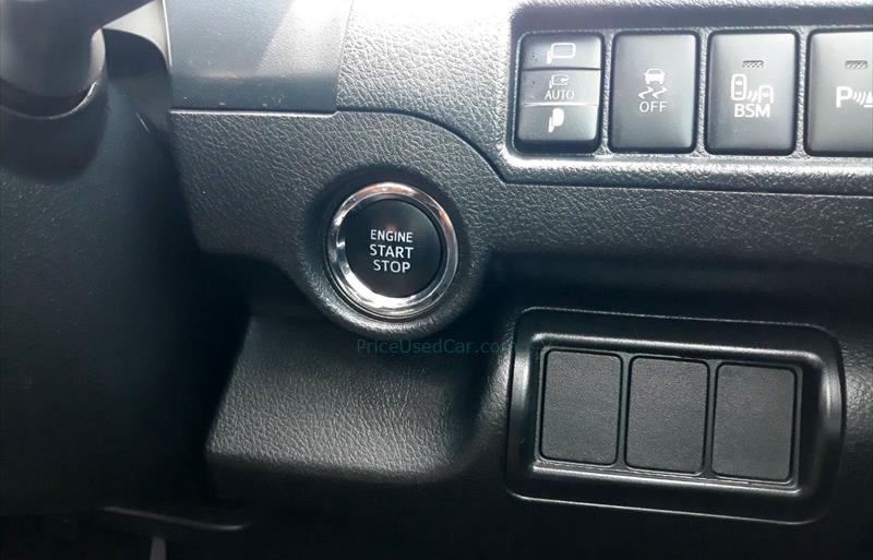 ขายรถเก๋งมือสอง-toyota-โตโยต้า-camry-คัมรี่-รถปี2018-รหัส75655-f36c8b3a.jpg ขายรถเก๋งมือสอง-toyota-โตโยต้า-camry-คัมรี่-รถปี2018-รหัส75655-f36c8b3a.jpg