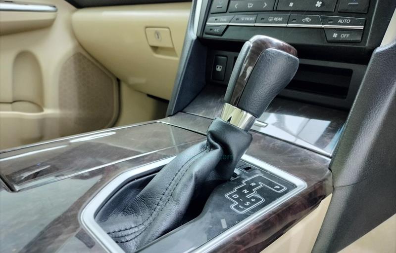 ขายรถเก๋งมือสอง-toyota-โตโยต้า-camry-คัมรี่-รถปี2017-รหัส75656-d5bd17d7.jpg ขายรถเก๋งมือสอง-toyota-โตโยต้า-camry-คัมรี่-รถปี2017-รหัส75656-d5bd17d7.jpg